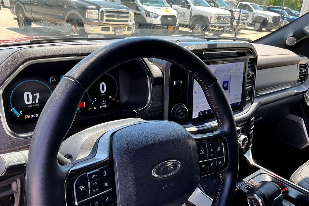 Ford F-150 Lariat SuperCrew 5.5-ft. Bed 4WD 2023