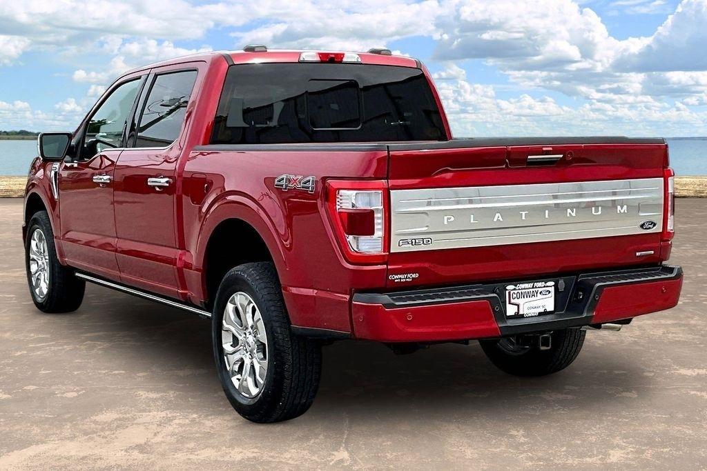 View vehicle photo 4