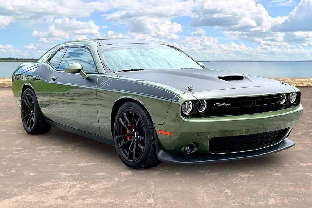 2023 Dodge Challenger R/T Plus