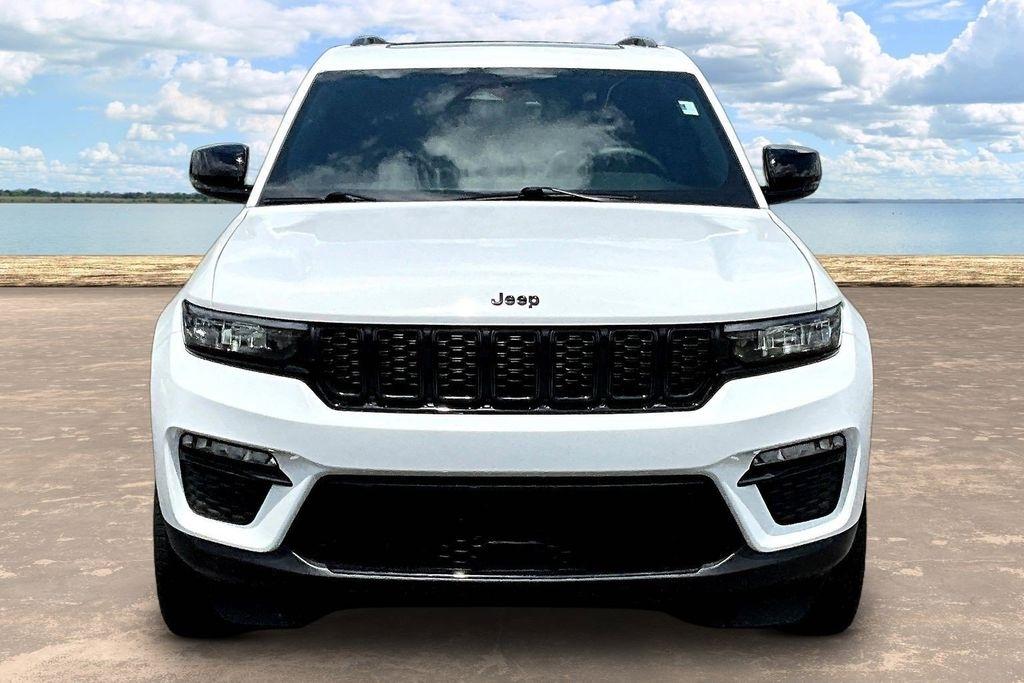 Jeep Grand Cherokee Limited 2WD 2025