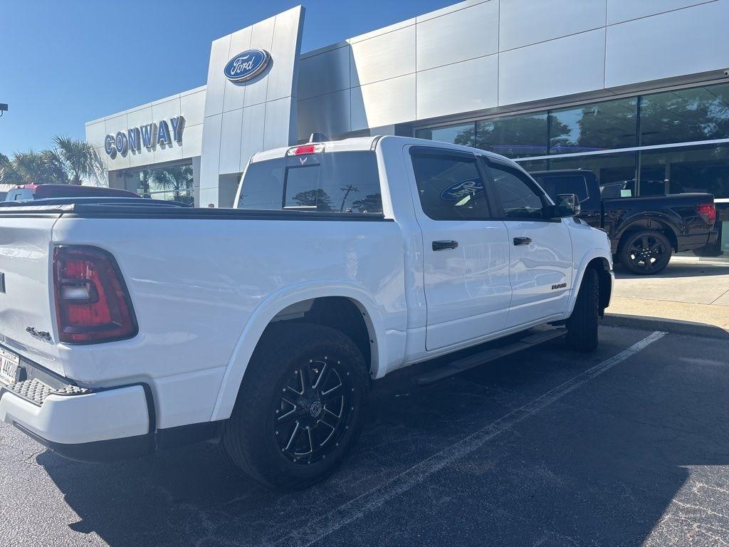 RAM 1500 Big Horn Crew Cab SWB 4WD 2025