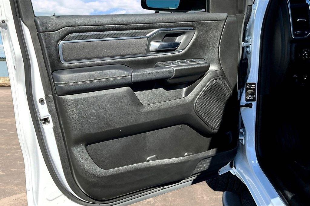 RAM 1500 Big Horn Crew Cab SWB 4WD 2025