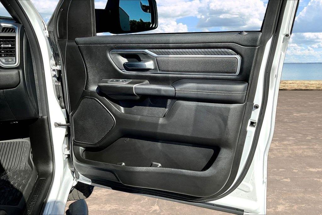 RAM 1500 Big Horn Crew Cab SWB 4WD 2025