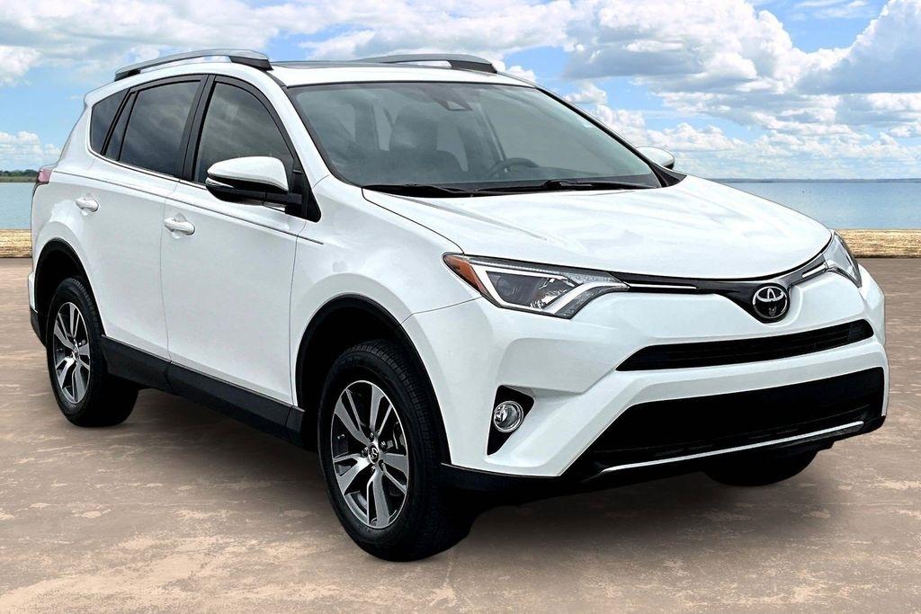 2018 Toyota RAV4 XLE FWD