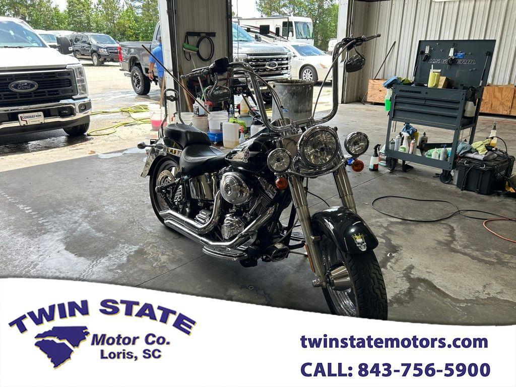 2005 Harley-Davidson FLSTF 