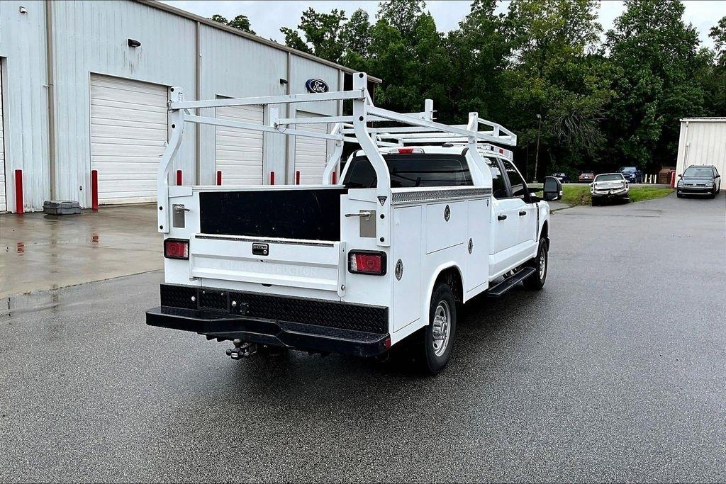 Ford F-250 SD XL Crew Cab 4WD 2024