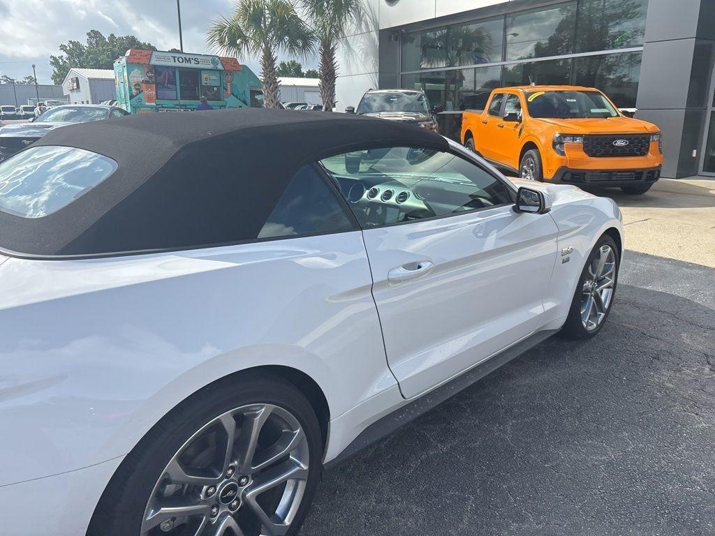 Ford Mustang GT convertible 2020