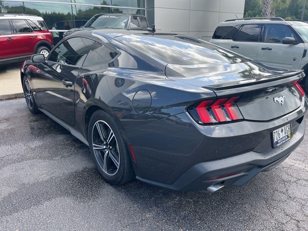 Ford Mustang EcoBoost Coupe 2024