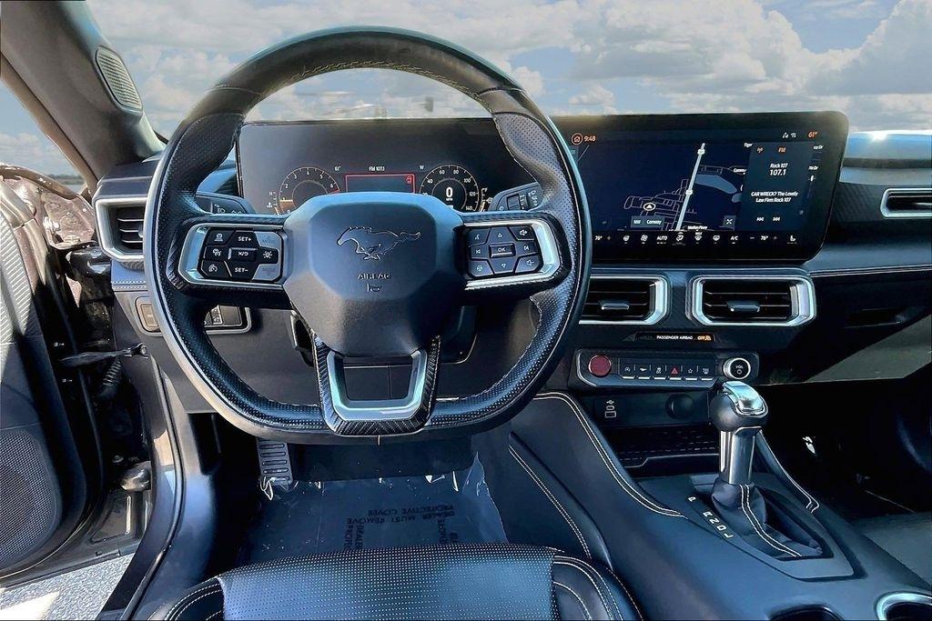 Ford Mustang EcoBoost Coupe 2024