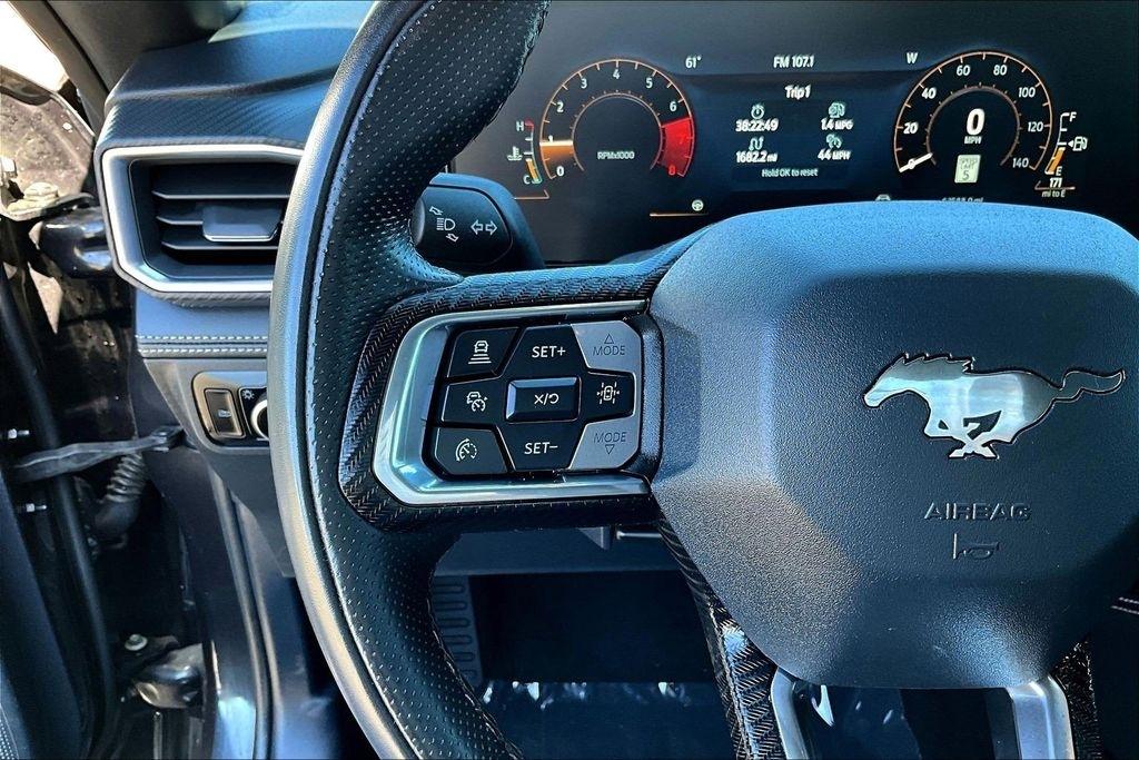 Ford Mustang EcoBoost Coupe 2024