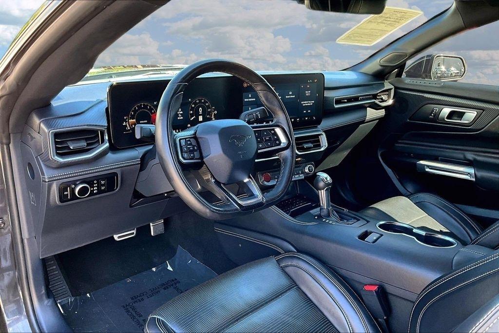Ford Mustang EcoBoost Coupe 2024