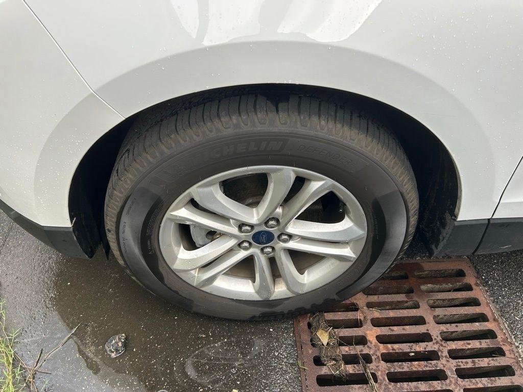 Ford Edge SEL FWD 2019
