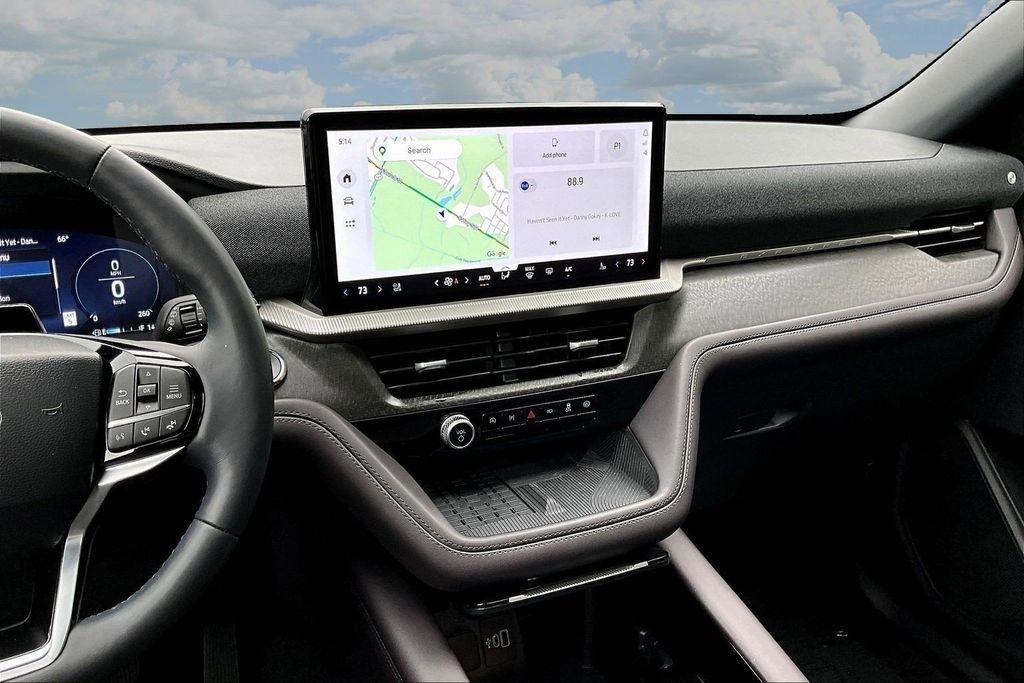Ford Explorer  2025