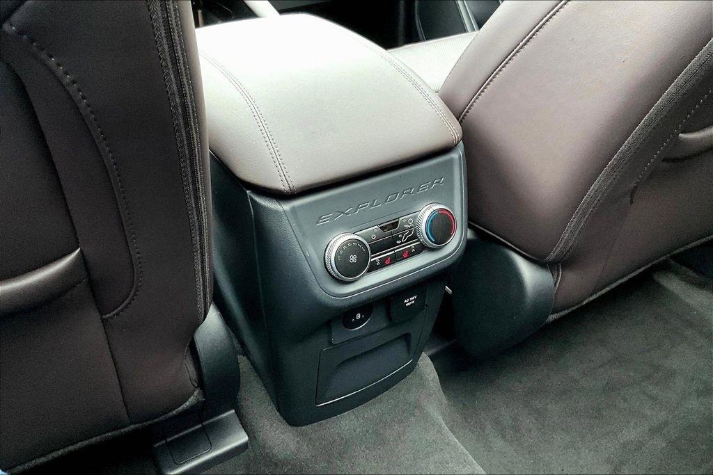 Ford Explorer  2025