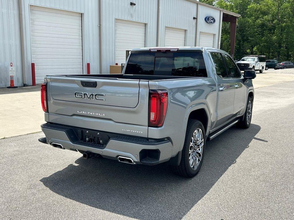 GMC Sierra 1500 Denali Ultimate Crew Cab 4WD 2023