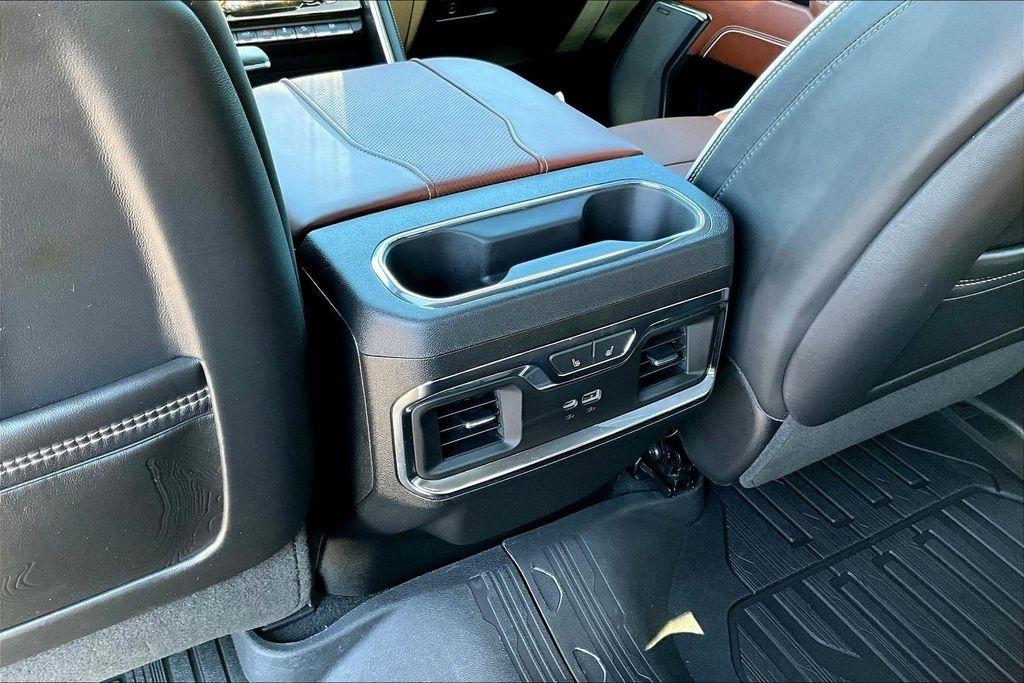 GMC Sierra 1500 Denali Ultimate Crew Cab 4WD 2023
