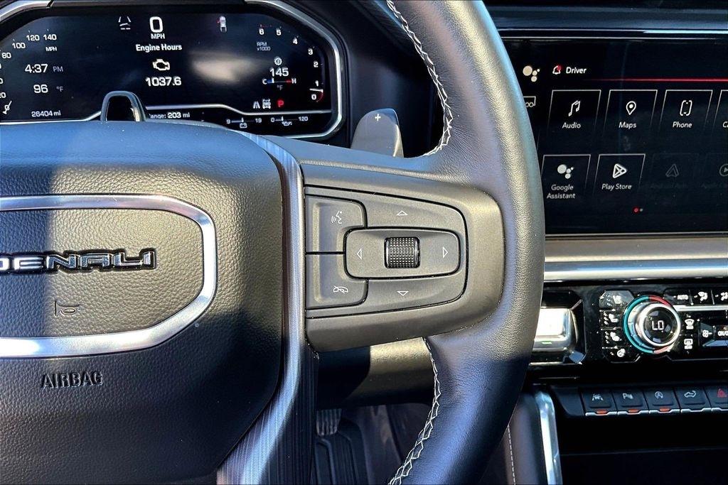 GMC Sierra 1500 Denali Ultimate Crew Cab 4WD 2023
