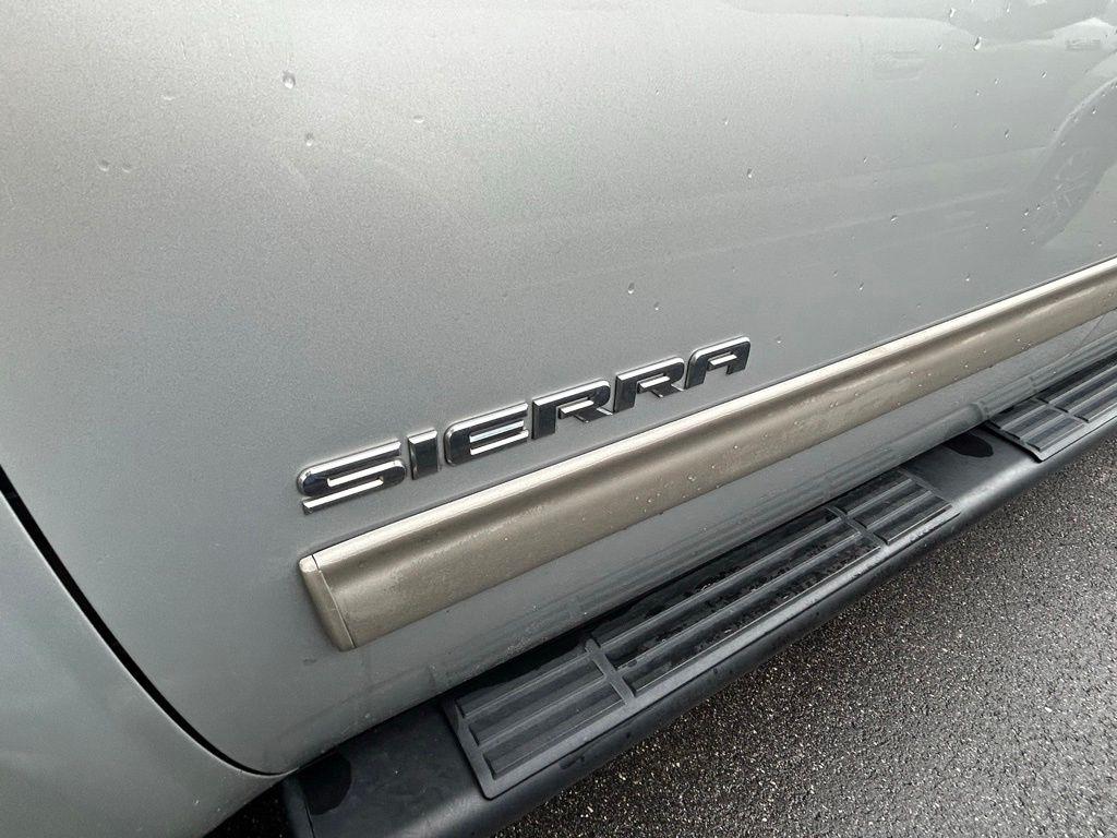 GMC Sierra 1500 SLE Crew Cab 4WD 2013
