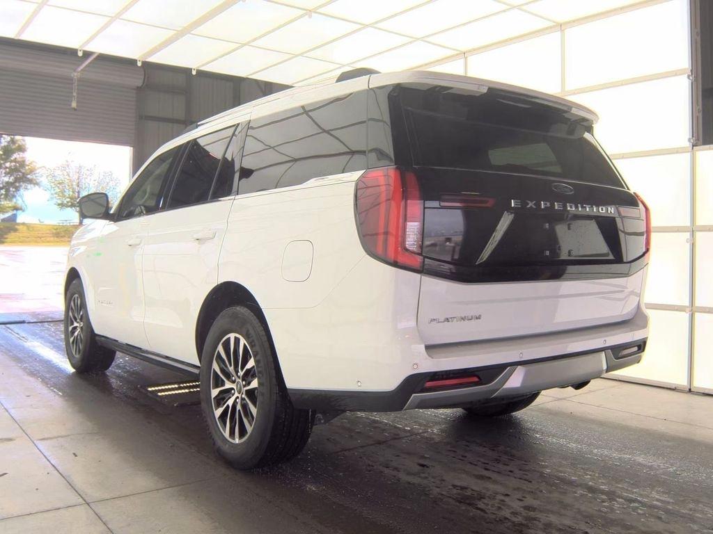 Ford Expedition Platinum 4WD 2025