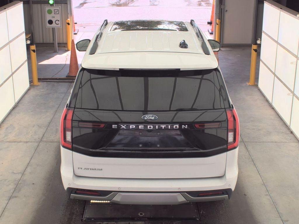 Ford Expedition Platinum 4WD 2025