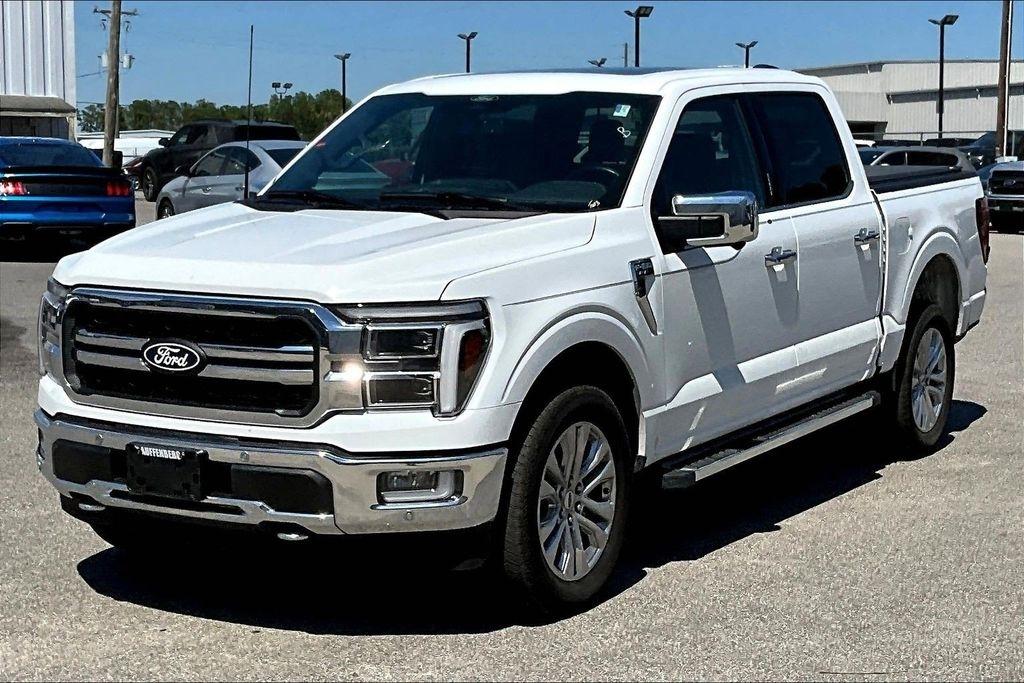 Ford F-150 Lariat SuperCrew 4WD 2024