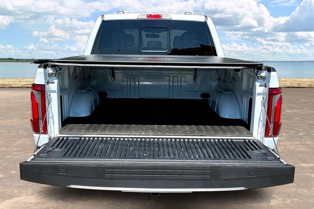 Ford F-150 Lariat SuperCrew 4WD 2024