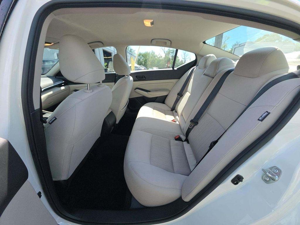 Nissan Altima 2.5 SV 2025