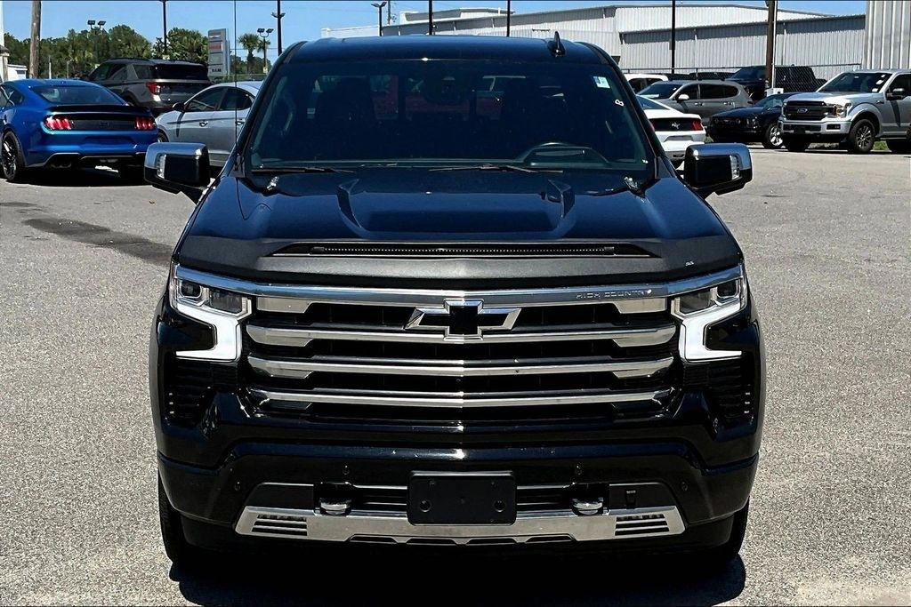 Chevrolet Silverado 1500 High Country Crew Cab 4WD 2023