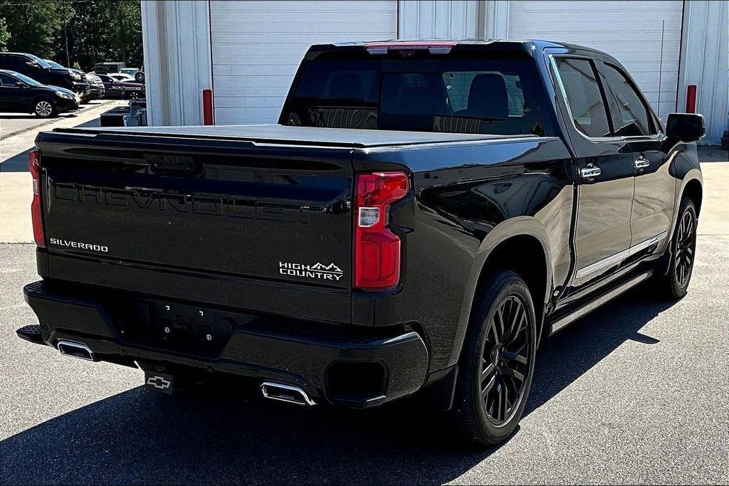 Chevrolet Silverado 1500 High Country Crew Cab 4WD 2023