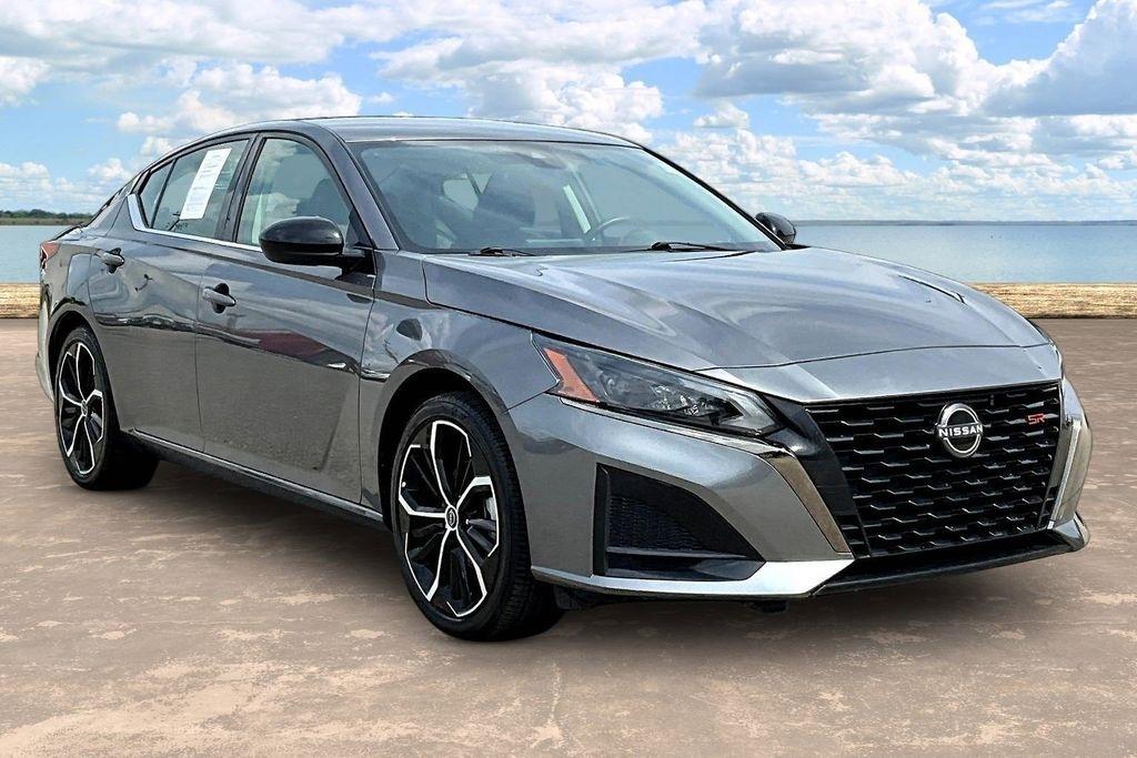 2025 Nissan Altima 2.5 SR