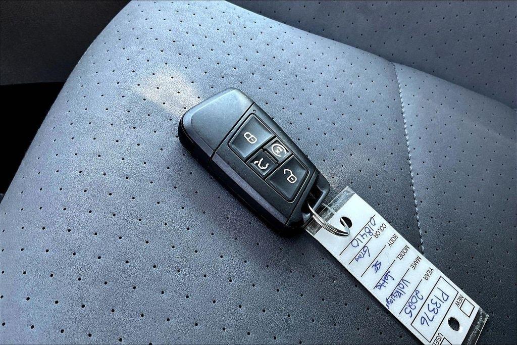 Volkswagen Jetta SE 2025