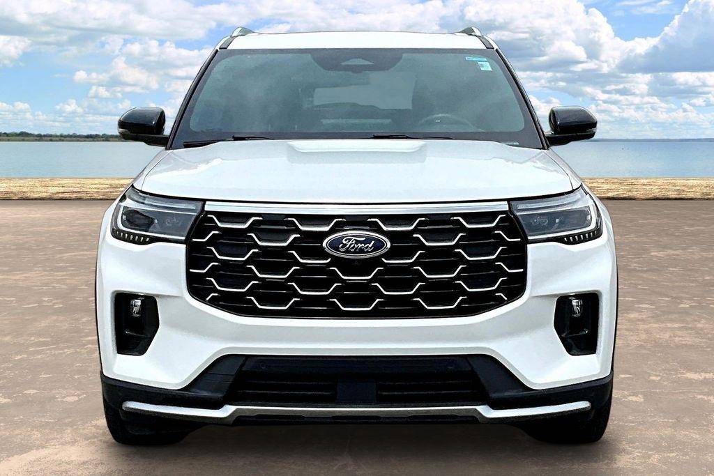 Ford Explorer  2025