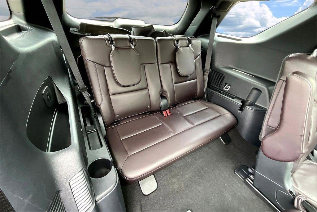 Ford Explorer  2025