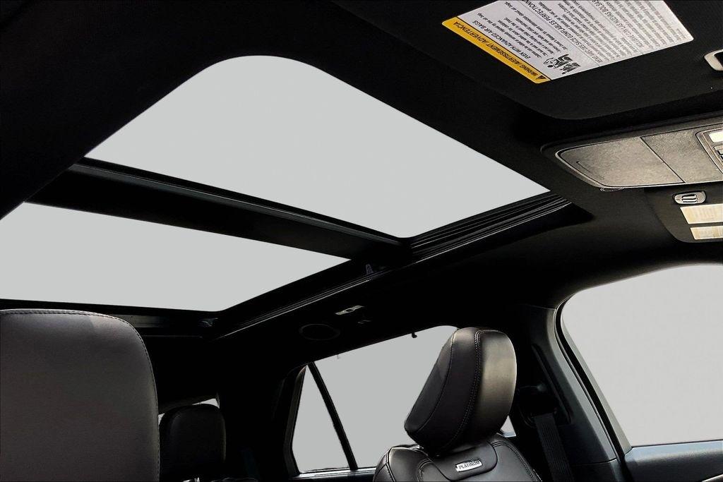 Ford Explorer  2025