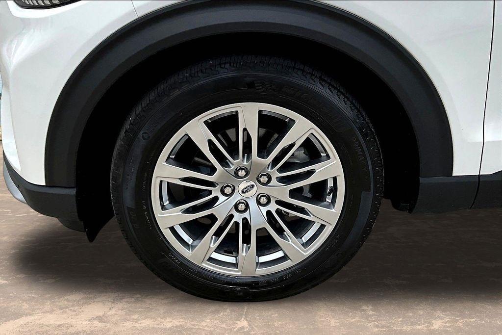 Ford Explorer  2025
