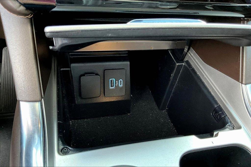 Ford Explorer  2021