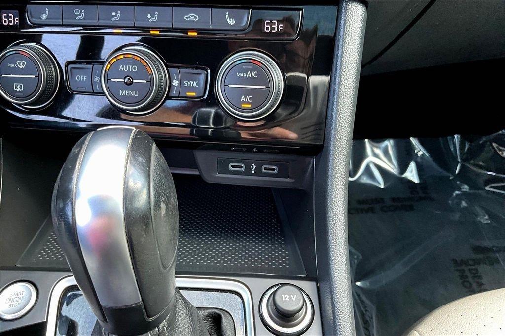 Volkswagen Jetta 1.4T S 8A 2020