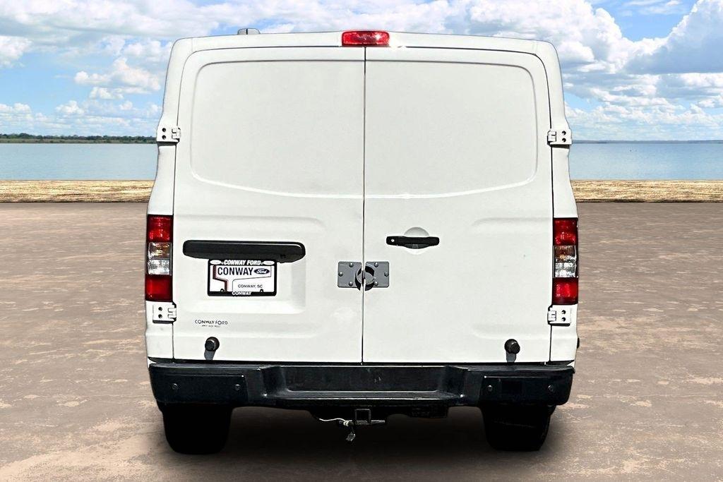 Nissan NV Cargo 2500 HD S V6 2021