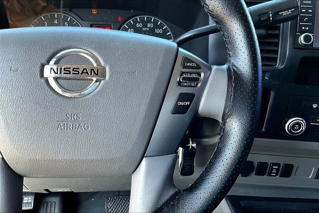 Nissan NV Cargo 2500 HD S V6 2021