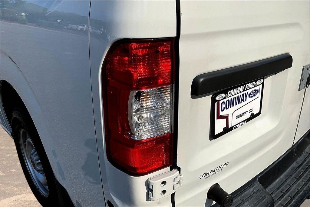 Nissan NV Cargo 2500 HD S V6 2021
