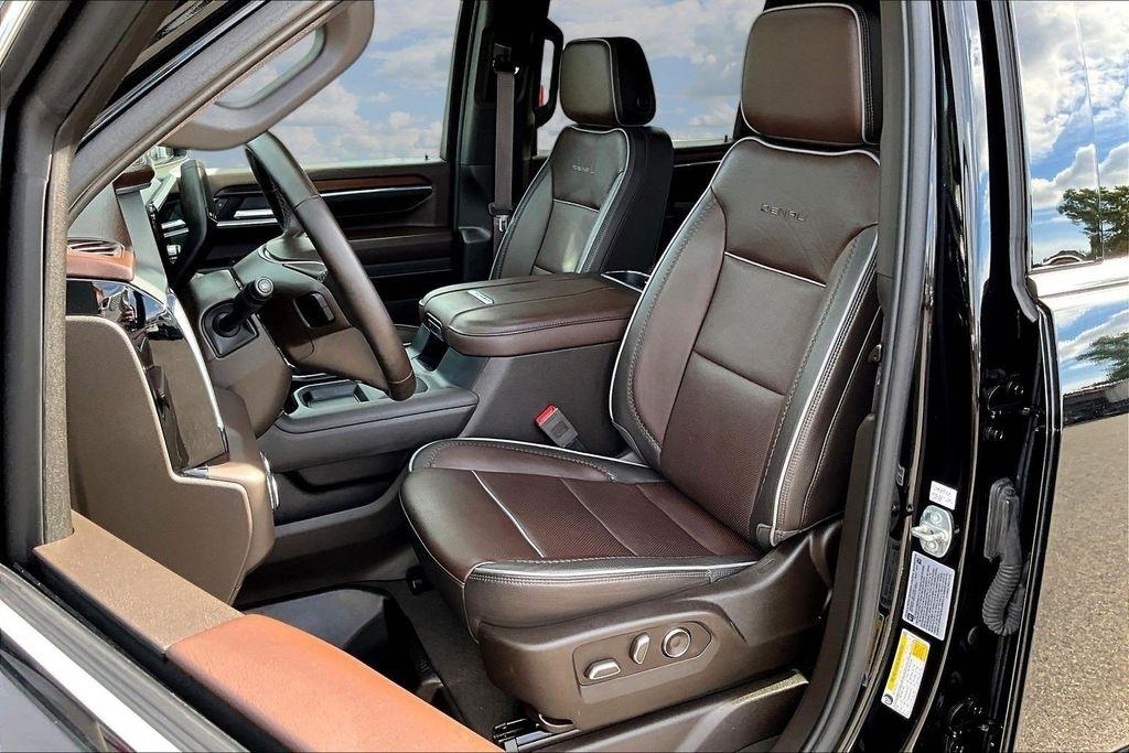 GMC Sierra 2500HD Denali Crew Cab 4WD SB 2024
