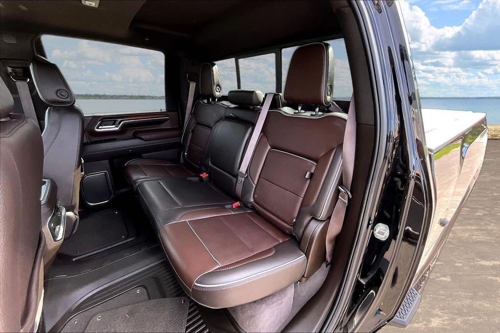 GMC Sierra 2500HD Denali Crew Cab 4WD SB 2024