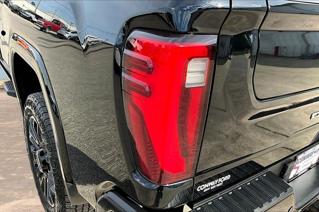 GMC Sierra 2500HD Denali Crew Cab 4WD SB 2024
