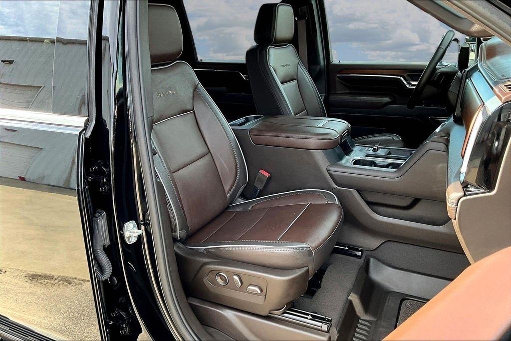 GMC Sierra 2500HD Denali Crew Cab 4WD SB 2024