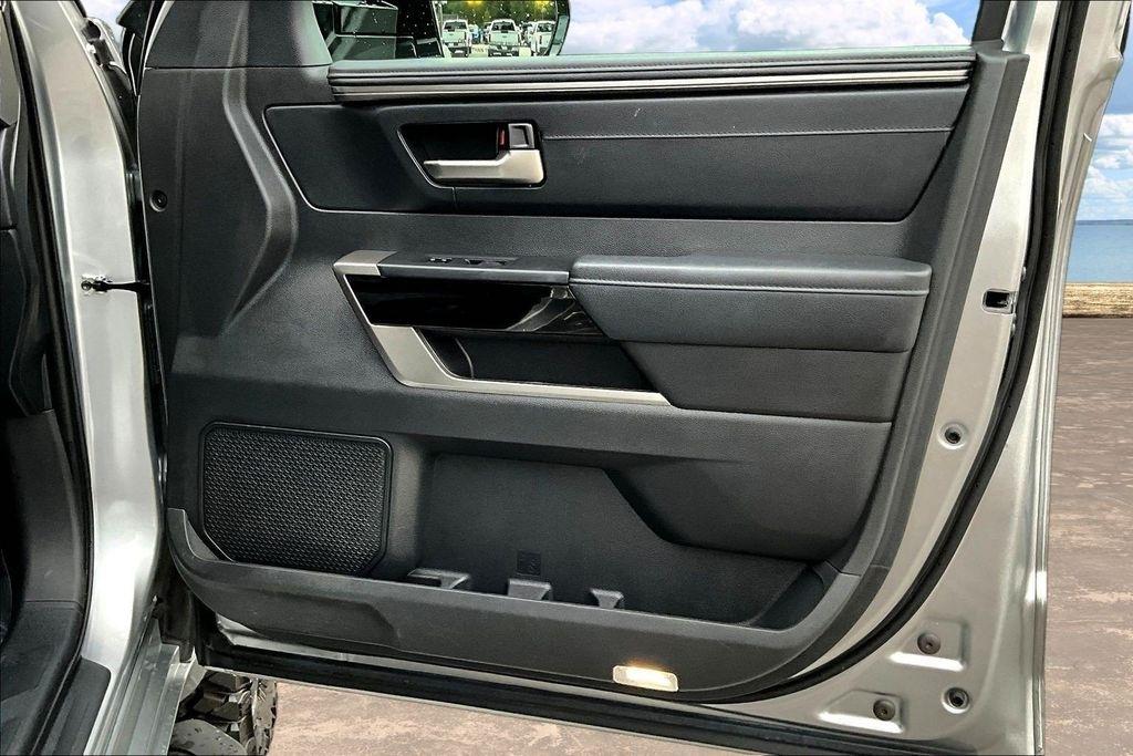 Toyota Tundra Limited CrewMax 4WD 2025