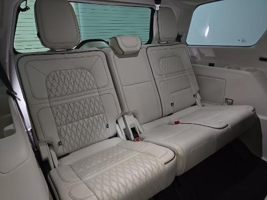 Lincoln Navigator Black Label 4WD 2023