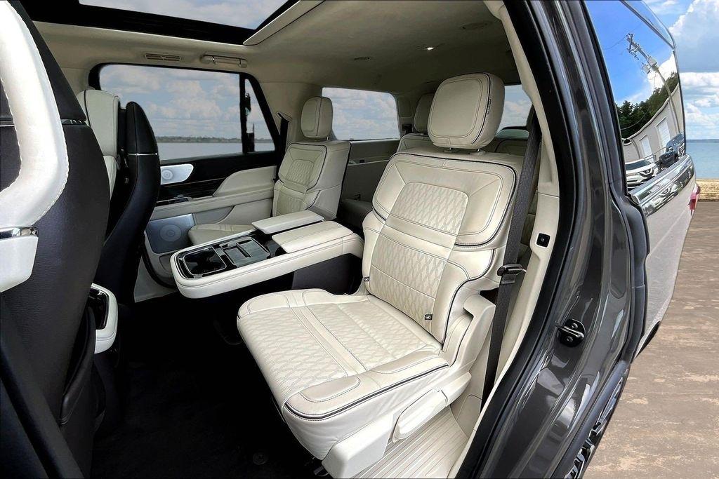 Lincoln Navigator Black Label 4WD 2023