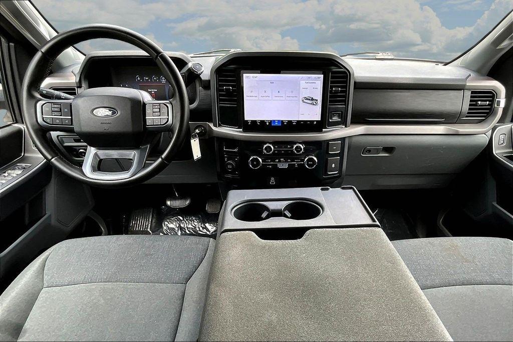 Ford F-150 XLT SuperCrew 4WD 2025