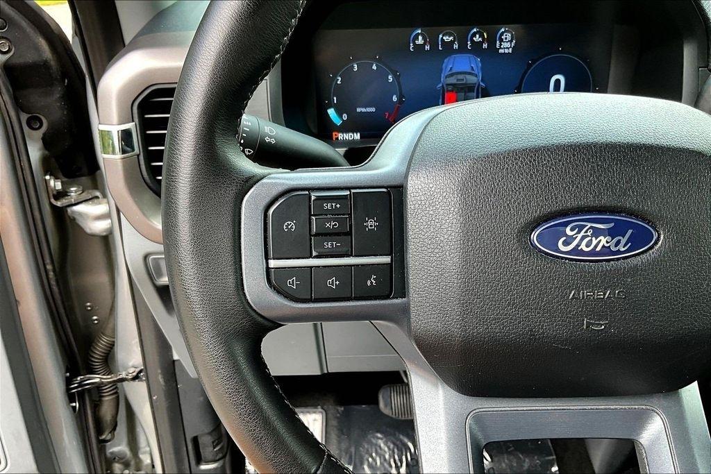 Ford F-150 XLT SuperCrew 4WD 2025