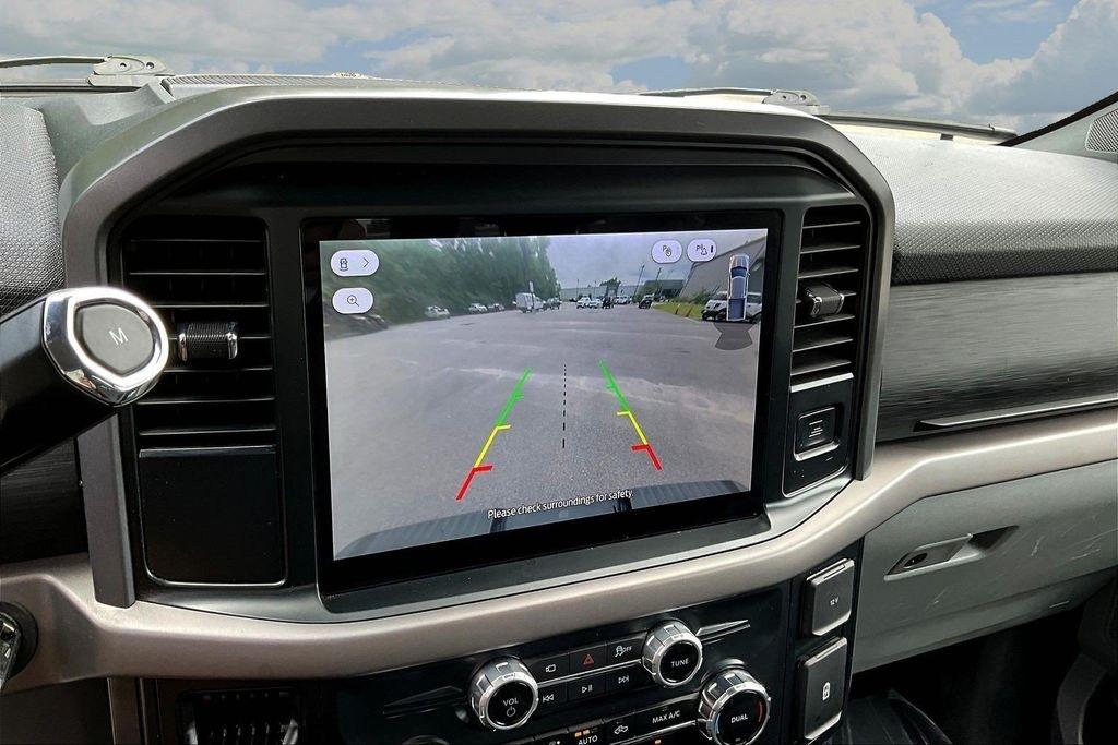 Ford F-150 XLT SuperCrew 4WD 2025